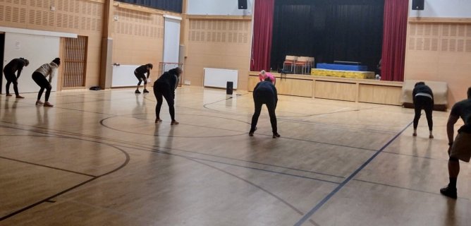 Mari Väisäsen ohjaama jumppa Ämmäinviikolla